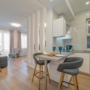 Capital Apartments And Rooms
